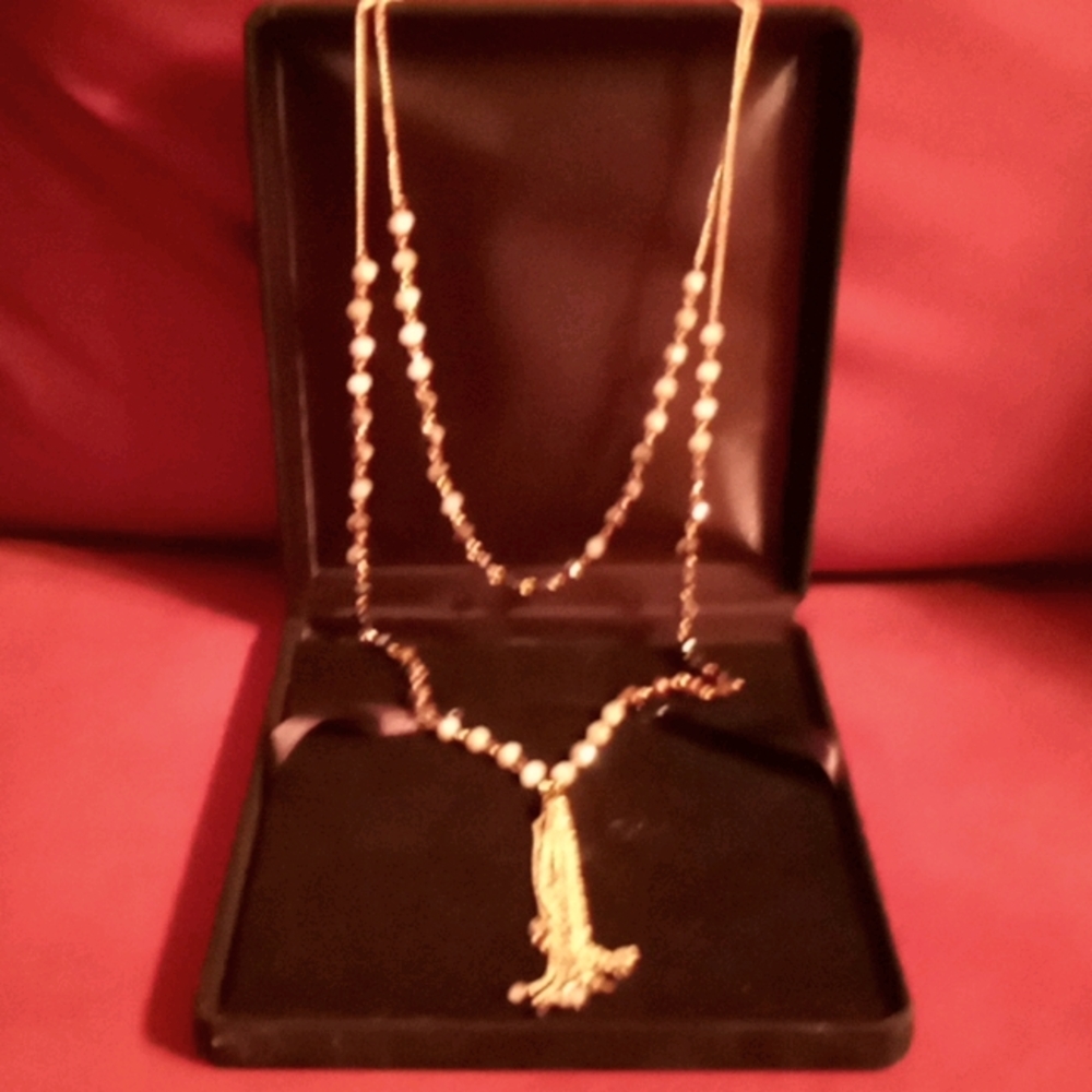 Jessica Simpson Layer White & Onyx Gold Beads